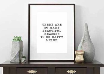 Fonts Similar to Courier New & What Fonts Go Well with Courier New