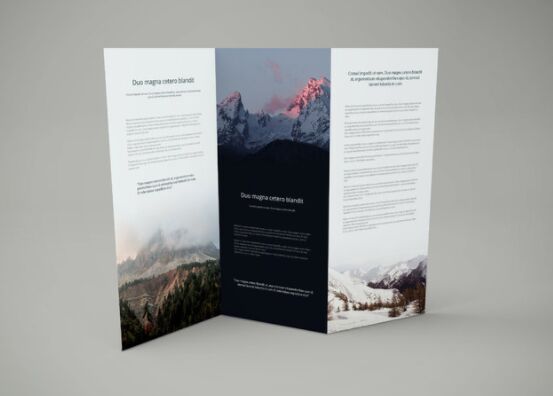90+ Kostenlose Broschüren-Mockups & Vorlagen zum Herunterladen